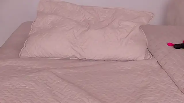 BridgetRodriguez online show from January 9, 2025, 5:11 pm