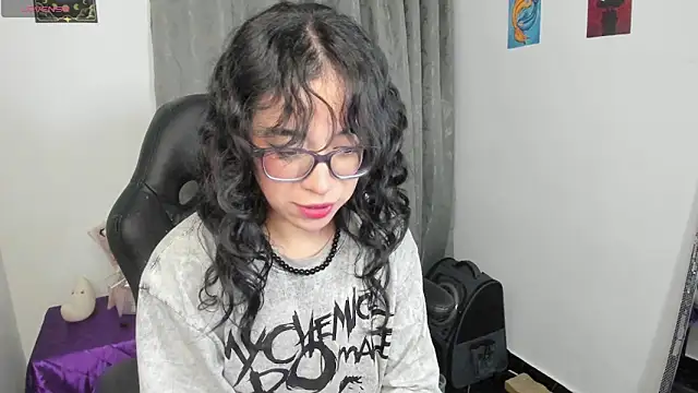 indra cam online show from May 31, 2026, 3:04 am