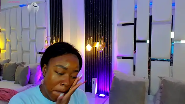 mia schwarz online show from October 29, 2025, 9:05 pm