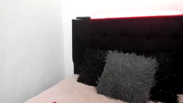 Snapshot of andy_turner chatting on November 22, 2025, 9:03 pm andy turner online show from November 22, 2025, 9:03 pm