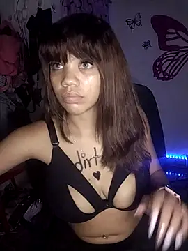 1CANDYLOVE online show from January 6, 2025, 5:19 am