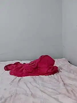 Sweet-diamondxxx online show from December 16, 2024, 5:33 pm