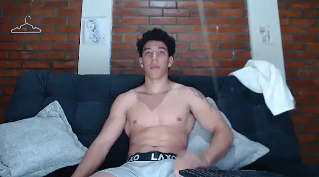 ethan noir online show from December 15, 2024, 5:23 am