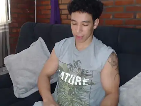 ethan noir online show from December 30, 2024, 9:40 pm