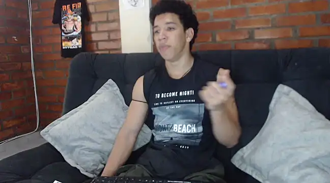 ethan noir online show from January 4, 2025, 8:59 pm