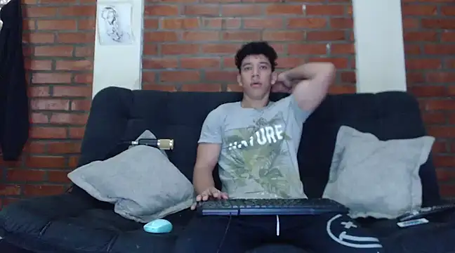 ethan noir online show from January 22, 2025, 9:32 pm