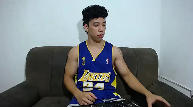 ethan noir online show from February 8, 2025, 11:13 pm