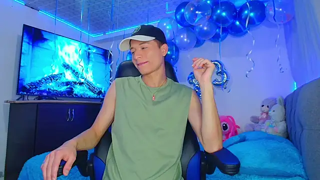 bryamer 19 online show from January 10, 2025, 1:10 am