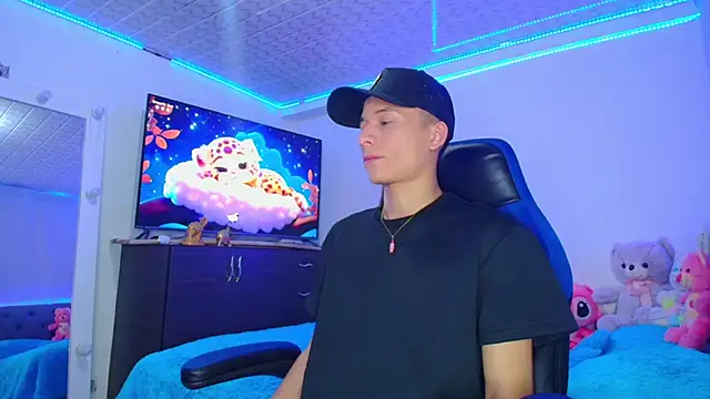 bryamer 19 online show from January 23, 2025, 2:02 am