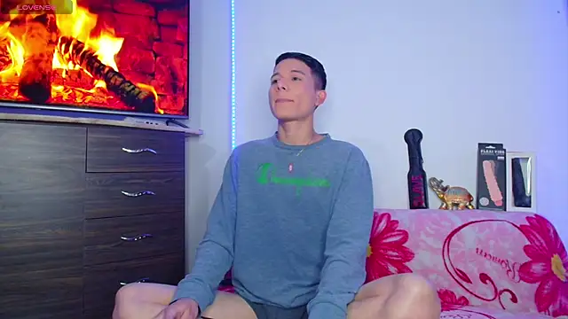 bryamer 19 online show from January 28, 2025, 1:08 am