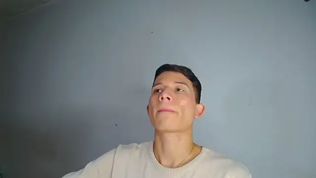 bryamer 19 online show from February 24, 2025, 8:14 pm