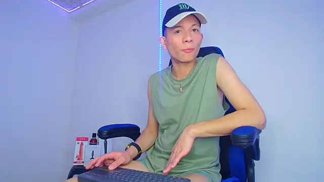 bryamer 19 online show from February 26, 2025, 2:26 am