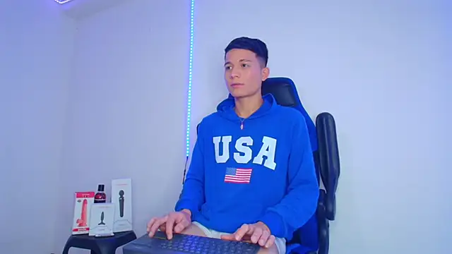 bryamer 19 online show from March 2, 2025, 1:04 am