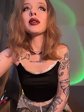 Natural pussy online show from July 7, 2026, 6:27 am