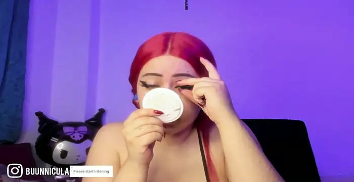 larissa01  online show from April 9, 2026, 7:19 pm