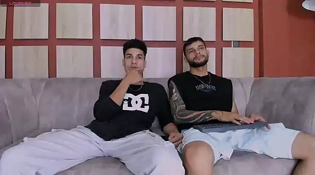 hot day online show from December 4, 2024, 1:36 am