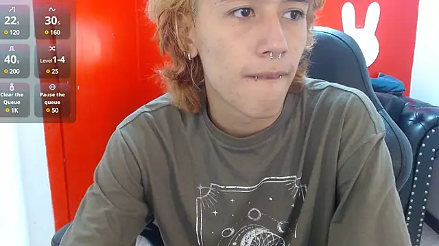 Snapshot of Stephan_Queens chatting on December 22, 2024, 2:16 pm Stephan Queens online show from December 22, 2024, 2:16 pm