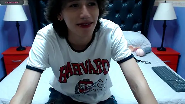 Snapshot of Stephan_Queens chatting on December 23, 2024, 10:44 pm Stephan Queens online show from December 23, 2024, 10:44 pm