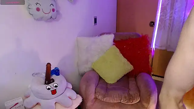 Snapshot of Angelina896 chatting on December 21, 2025, 5:14 am Angelina896 online show from December 21, 2025, 5:14 am