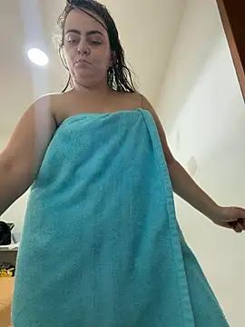 Im Amelia online show from July 22, 2026, 6:32 pm