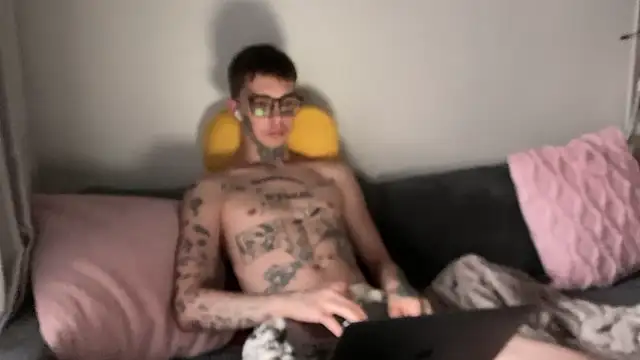 anahori  simon online show from March 23, 2026, 11:09 pm