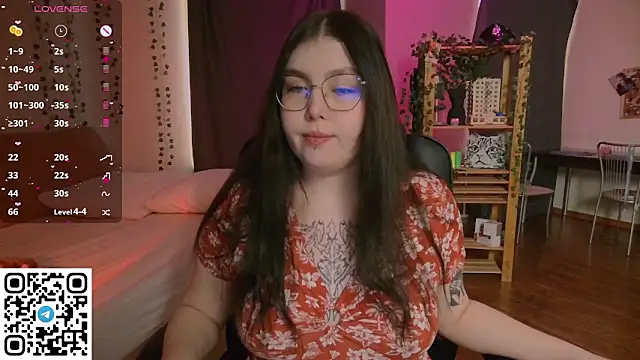 Snapshot of Arizonaa_Muse chatting on February 8, 2026, 7:01 am Arizonaa Muse online show from February 8, 2026, 7:01 am