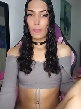 Snapshot of Lanna_hott_ chatting on May 16, 2026, 8:07 pm Lanna hott online show from May 16, 2026, 8:07 pm