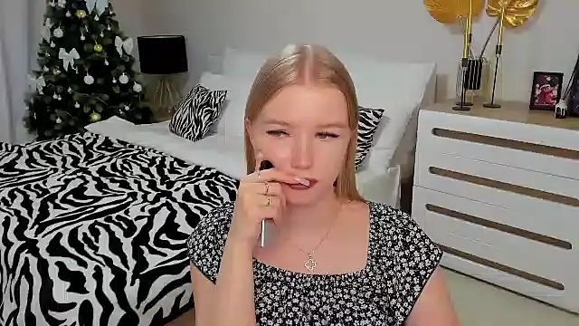 shy  lady online show from January 8, 2025, 1:00 am