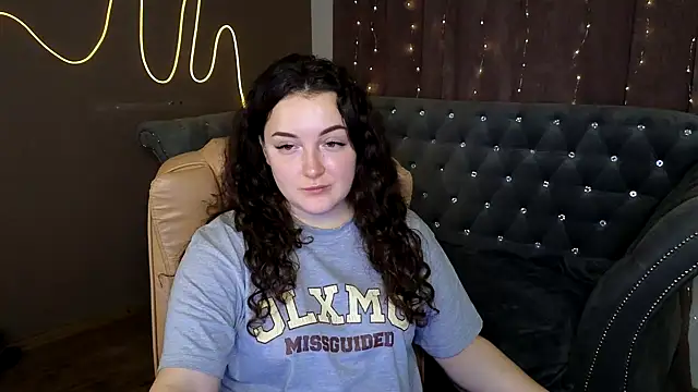 GloriNichols online show from January 8, 2025, 9:10 am