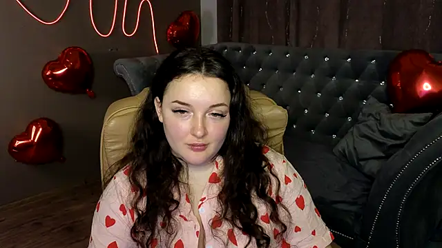 GloriNichols online show from February 12, 2025, 9:52 am