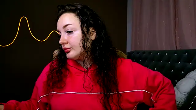 GloriNichols online show from September 12, 2025, 6:24 am