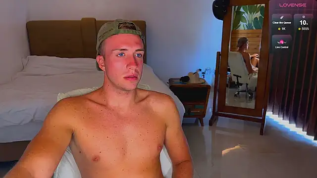 Snapshot of tommy_cumfinger chatting on November 12, 2025, 3:29 am tommy cumfinger online show from November 12, 2025, 3:29 am