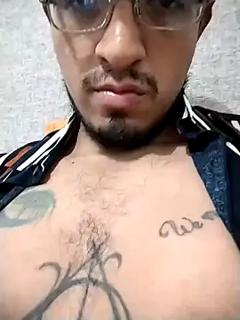 ale3J4a online show from January 20, 2025, 5:37 am