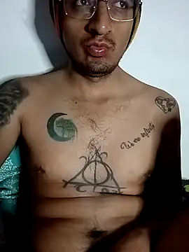 ale3J4a online show from March 18, 2025, 7:52 am