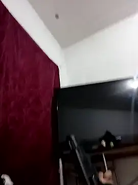 Snapshot of ale3J4a chatting on January 18, 2026, 5:55 am ale3J4a online show from January 18, 2026, 5:55 am