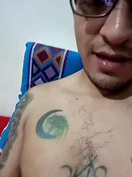 Snapshot of ale3J4a chatting on February 4, 2026, 6:52 am ale3J4a online show from February 4, 2026, 6:52 am