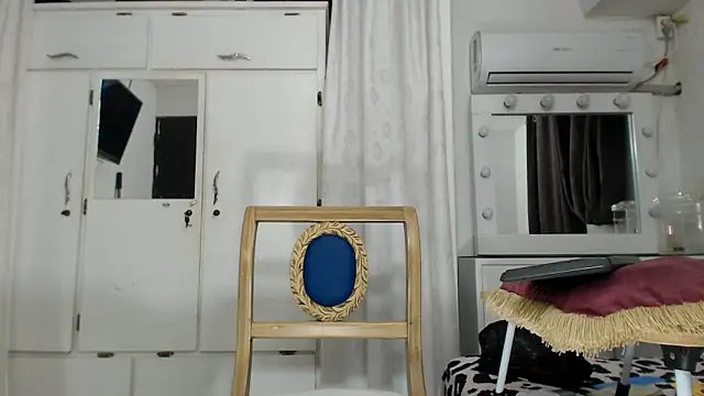 marcella6 online show from February 28, 2025, 1:47 pm