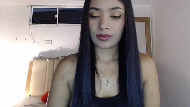 Snapshot of sabrina_brunette chatting on May 26, 2026, 4:08 am sabrina brunette online show from May 26, 2026, 4:08 am