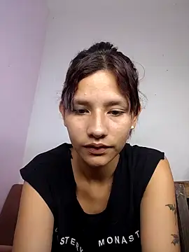 Snapshot of FerneyManti chatting on November 24, 2025, 1:22 pm FerneyManti online show from November 24, 2025, 1:22 pm