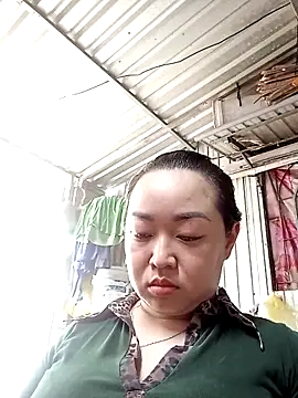 Snapshot of VyOanh2K chatting on March 9, 2025, 8:07 am VyOanh2K online show from March 9, 2025, 8:07 am