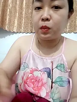 Snapshot of VyOanh2K chatting on September 9, 2025, 7:52 am VyOanh2K online show from September 9, 2025, 7:52 am