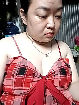 Snapshot of VyOanh2K chatting on September 30, 2025, 12:54 pm VyOanh2K online show from September 30, 2025, 12:54 pm