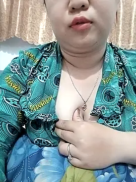 Snapshot of VyOanh2K chatting on October 19, 2025, 7:09 am VyOanh2K online show from October 19, 2025, 7:09 am