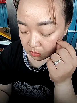 Snapshot of VyOanh2K chatting on January 17, 2026, 9:03 am VyOanh2K online show from January 17, 2026, 9:03 am