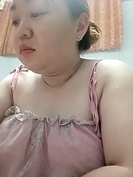 Snapshot of VyOanh2K chatting on February 22, 2026, 5:11 pm VyOanh2K online show from February 22, 2026, 5:11 pm