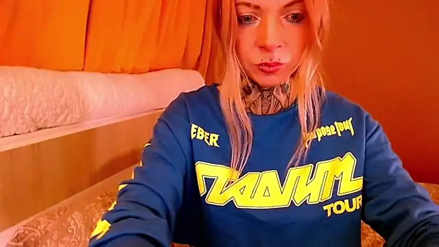 InesGold online show from February 10, 2026, 7:34 am