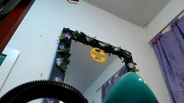 Snapshot of KristalTsXXX chatting on October 27, 2025, 8:35 pm KristalTsXXX online show from October 27, 2025, 8:35 pm