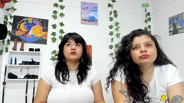 Snapshot of Karol_IsabelCouple chatting on September 29, 2025, 2:16 am Karol IsabelCouple online show from September 29, 2025, 2:16 am