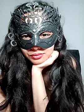 Snapshot of meral21 chatting on March 22, 2025, 10:15 pm meral21 online show from March 22, 2025, 10:15 pm