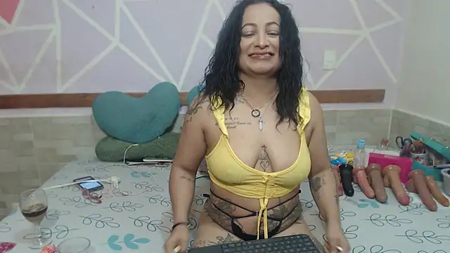 Lena lawson online show from December 22, 2025, 6:43 am